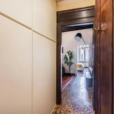 Apartment Canal View Luxury Heritage Retreat 2 Bedroom *