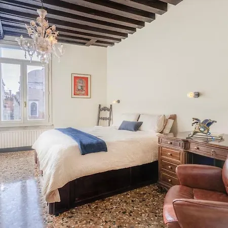 Canal View Luxury Heritage Retreat 2 Bedroom 公寓